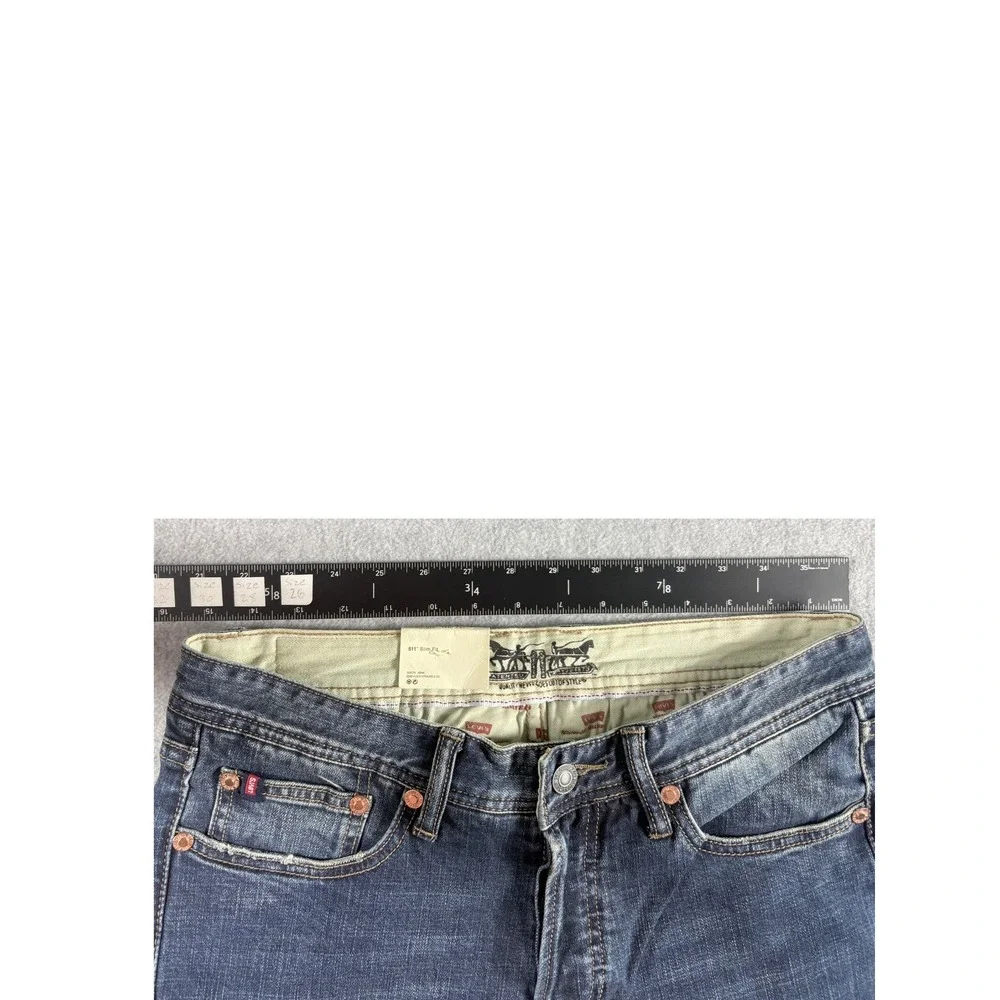 Levi's 511 Slim Fit Jeans Mens 31x32 Blue Denim Medium Wash Rugged Straight Leg